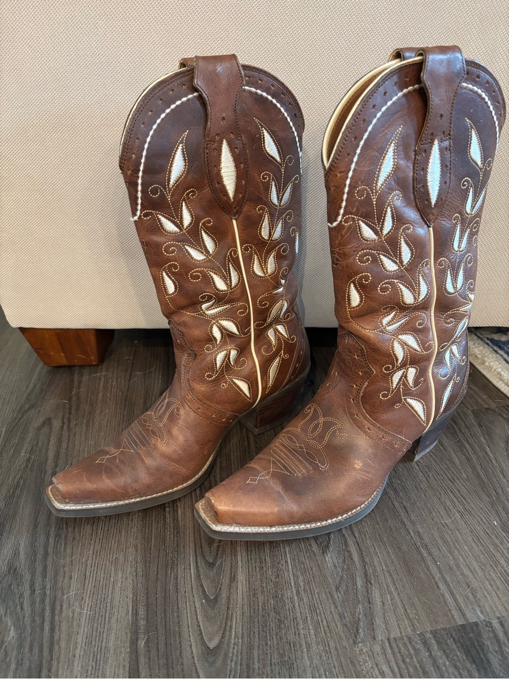 Ariat Brown Leather Cowboy Boots with White Trim